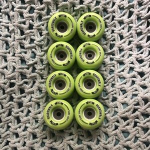SURE GRIP ROLLERSKATE WHEELS W/BEARINGS